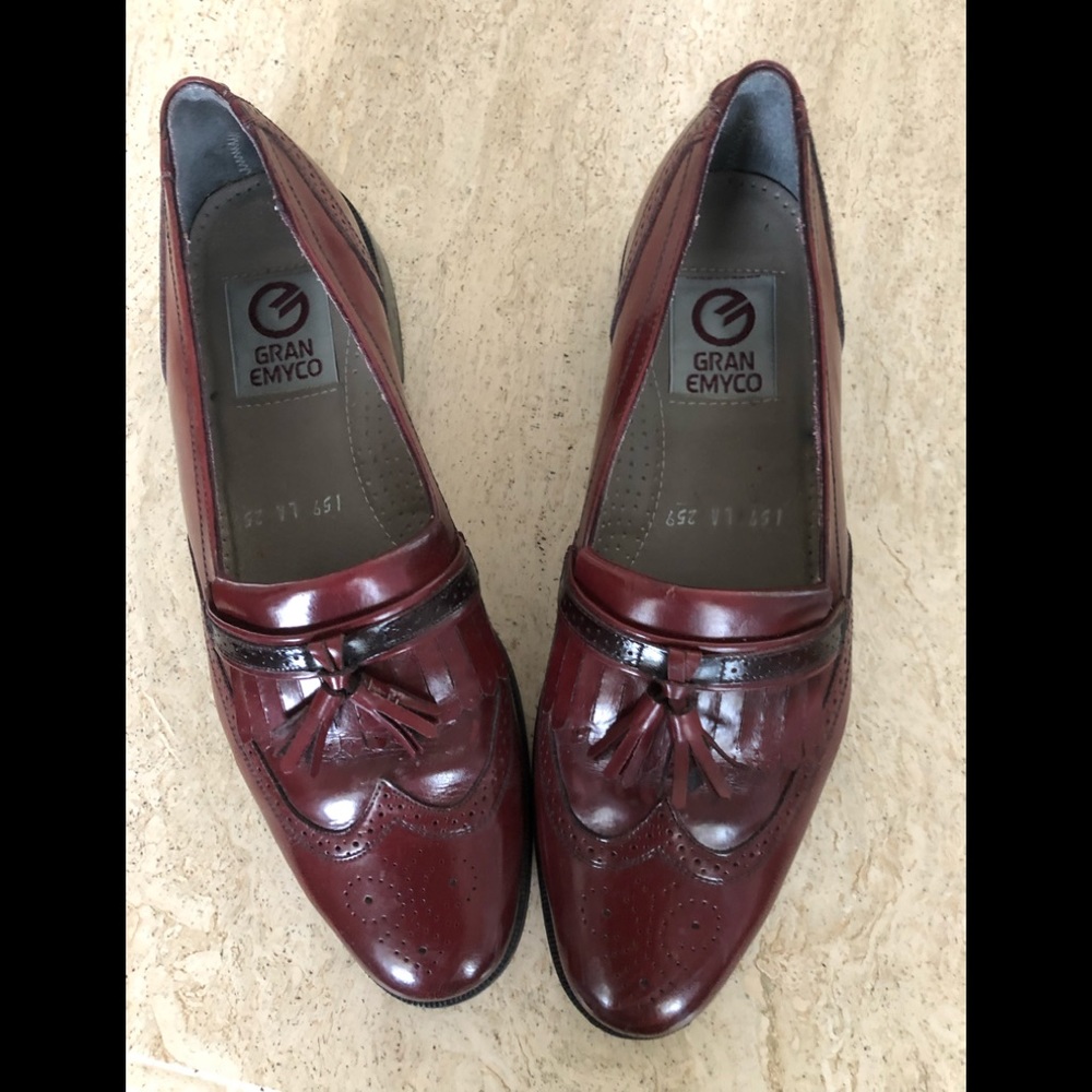 Leather Tassel Loafers Size 10 Burgandy